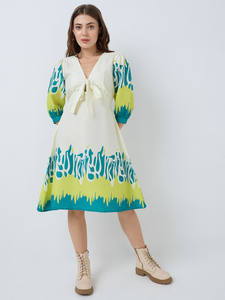 Robe en mousseline imprimée florale écologique à col en V et manches courtes pour mariages d'été, taille mi-longue tendance en tissu indien pour femme - Product Image 2