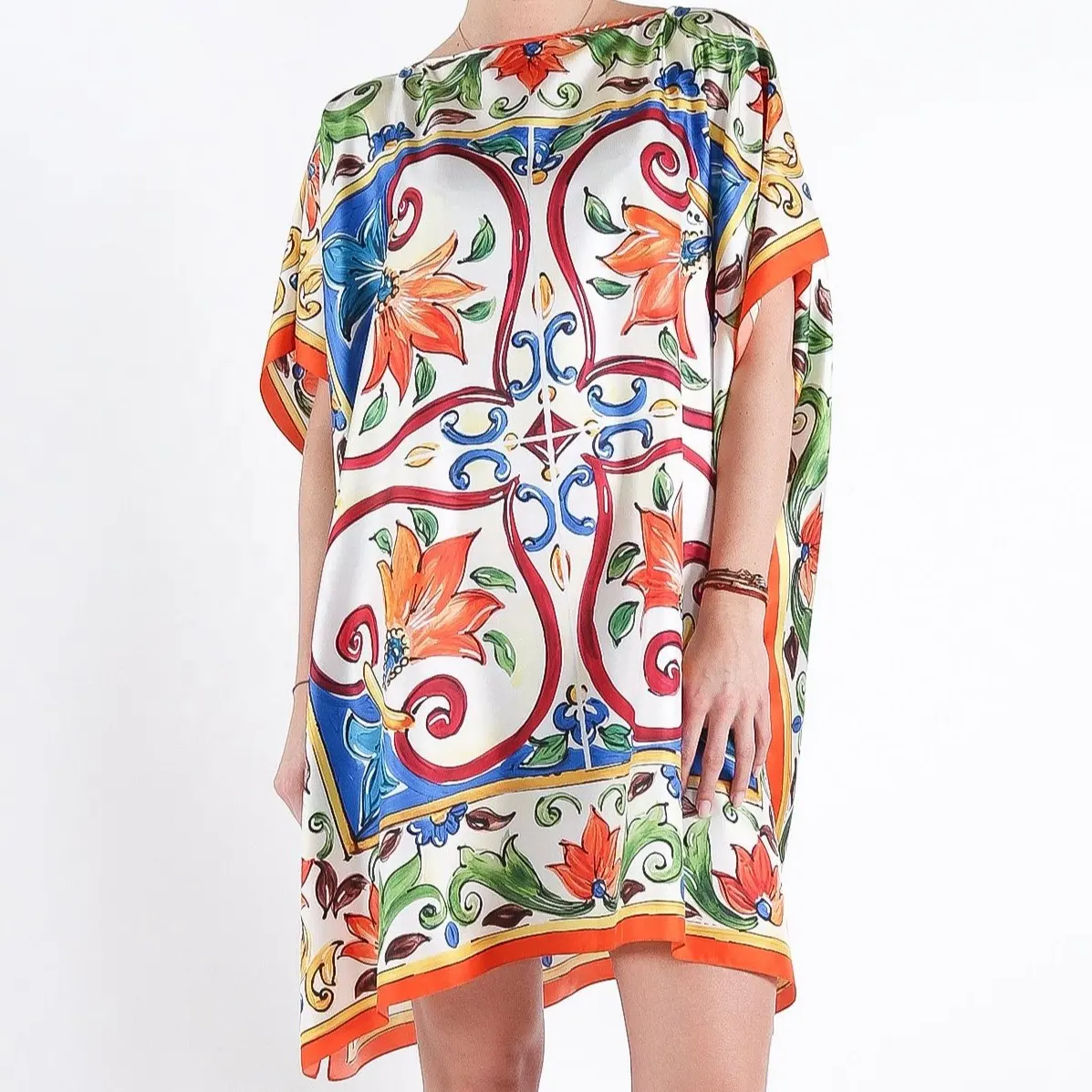 100% Silk Women Mini Dress & Short Sleeve O-Neck Colorful Printed Women Beach Mini Dress