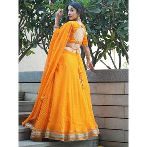 Gorgeous Orange Laheriya Print Georgette Diseñador Lehenga Choli para decoraciones de fiesta - Product Image 3