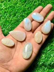 Lote de Piedras Preciosas Sueltas de Piedra Lunar Africana Blanca Natural con Brillo Azul, Corte Cabujón para Joyería DIY, Anillos y Colgantes - Product Image 3