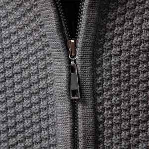 Suéter cárdigan clásico de punto trenzado con cremallera completa para hombre – Prenda de punto elegante y cómoda para otoño e invierno, perfecta para usar en capas - Product Image 4