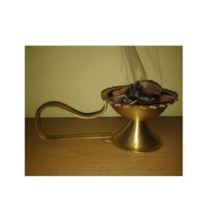 Quemador de incienso metálico de diseño elegante para decoración de oficinas y vestíbulos de hoteles. - Product Image 5