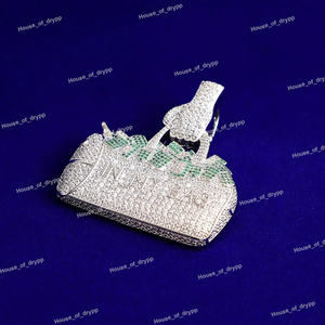 Pendentif sac à argent en argent 925 avec diamant moissanite vert glacé, collier de luxe hip hop pour homme - Product Image 2