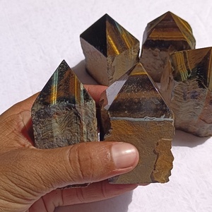 Cristal de ojo de tigre más vendido del fabricante indio, Feng Shui tallado, joyería de piedras preciosas curativas, artesanía de decoración del hogar con temática de amor - Product Image 4