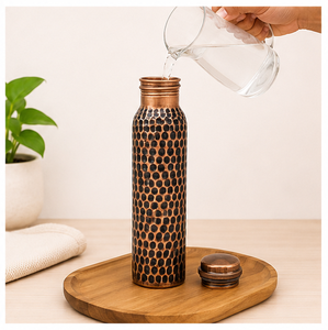 Bouteille d'eau artisanale en cuivre pur, écologique, bienfaits ayurvédiques, gobelet martelé à la main, anti-fuite, pour la salle de sport - Product Image 1