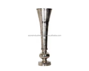 Florero de Metal Pedestal Plata Pulido Decorativo Lujo Hogar Decoración de la boda Centros de mesa Jarrones de Azora Industries - Product Image 5