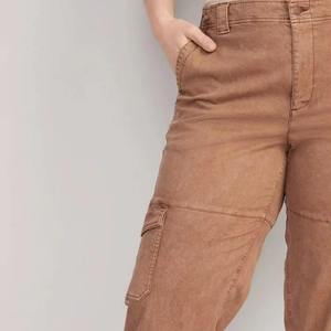 Pantalons cargo confortables pour femmes, pantalons utilitaires élégants avec coupe décontractée, grandes poches, fabricant de pantalons cargo tendance - Product Image 5