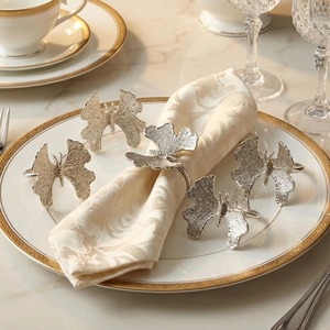 Anillo para Servilletas de Metal con Acabado Dorado y Diseño de Mariposa, Mejora la Presentación de la Mesa y la Estética General del Comedor - Product Image 4