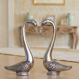 Statue de cygne et de canard en métal argenté poli vintage, figurine romantique pour mariage, cadeau de pendaison de crémaillère, décoration - Product Image 5