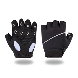 Gants de musculation de qualité supérieure, très demandés, respirants, hautement classés pour les vêtements de sport, à prix avantageux. - Product Image 1