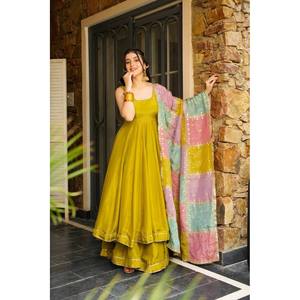 Vestido de mujer de diseñador-Conjunto inferior y Dupatta para ropa de fiesta - Product Image 3