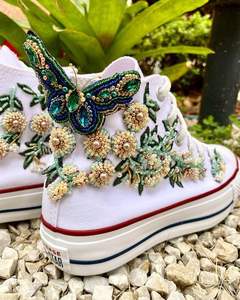 Baskets montantes blanches en toile pour femme, à fleurs brodées, à lacets, en tissu de coton, chaussures décontractées et plates de marche pour l'extérieur - Product Image 5