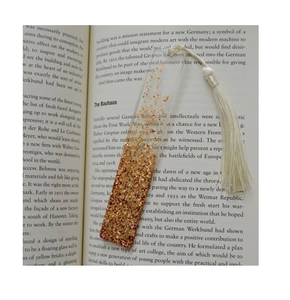 ที่คั่นหนังสือเรซิ่นทำมือ โปร่งใส ประดับกลิตเตอร์สีทอง สำหรับอ่านบทกวี ที่คั่นหน้าหนังสือ ราคาสุดคุ้ม - Product Image 1