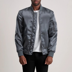 Veste universitaire en satin premium pour homme, fermeture à boutons-pression intégrale, bordure côtelée, détails contrastants, style classique inspiré des Letterman, vêtement d'extérieur décontracté - Product Image 5