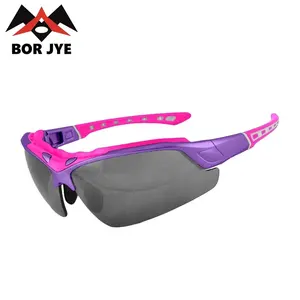 Спортивные очки с розовыми и фиолетовыми ручками