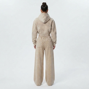 Conjunto Deportivo Casual de Dos Piezas para Mujer: Sudadera Corta con Cierre y Pantalones Anchos Lavados - Product Image 2