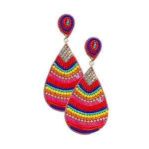 Broderie Graine Perlée Pluie Pierre Huggie Boucles D'oreilles Fleur Conception Style Classique À La Main De L'Inde pour Les Femmes Et Les Filles - Product Image 2