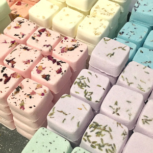 Marque privée Ensemble de vapeur de douche d'aromathérapie à la lavande naturelle Comprimés de vapeur de bombe de douche pétillants bio au Vietnam - Product Image 4