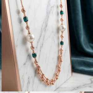 Collier Mala italien en argent 925, finition or rose, pierre verte, perle, chaîne multicouche, bijoux de créateur pour femmes - Product Image 4