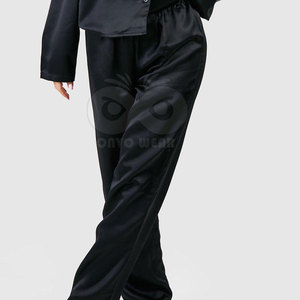 Ensemble de pyjama en satin pour femmes, vêtements de détente de luxe, vêtements de nuit en deux pièces, doux et lisses - Product Image 5