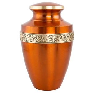 Urnas Funerarias de Latón Duradero para Adultos con Hermoso Diseño de Mariposa Grabado en Banda, Urnas Conmemorativas de Metal con Acabado en Color Dorado y Negro - Product Image 3
