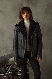 เสื้อแจ็คเก็ตหนังแท้สำหรับขี่มอเตอร์ไซค์แบบมีเกราะป้องกัน  คอปกขนสัตว์ ได้รับมาตรฐาน CE  แผ่นเกราะถอดออกได้ ระบายอากาศ แห้งเร็ว  สำหรับทั้งชายและหญิง - Product Image 4