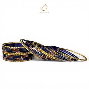 Pulseras de Moda para Niños, de Acero Inoxidable Chapado en Oro Azul con Cristales, Directo de Fábrica, Premium para Boutiques, Tiendas de Regalos, Venta al Por Mayor - Product Image 3