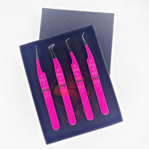 Pinzas de Acero Inoxidable para Pestañas con Diseño de Corazón y Etiqueta Personalizada Profesional, con Agarre Duradero y Punta Fina de 10 mm de Longitud - Product Image 5