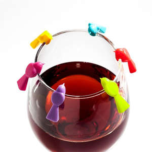 Elegantes Etiquetas de Vidrio con Forma de Pájaros, Juego de Seis Etiquetas Multicolores para Identificar Bebidas, Decoración para Bar de Recepción de Bodas - Product Image 1