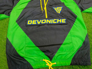 Ensemble de survêtement deux pièces pour homme personnalisé : short et veste de jogging, coupe-vent en polyester avec fermeture éclair - Product Image 2