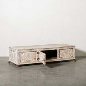 Mesa de Centro Vintage de Madera con Diseño Floral Tallado a Mano, Mueble Rústico de Estilo Campestre con Una Puerta para Sala de Estar, Dormitorio o Comedor - Product Image 1