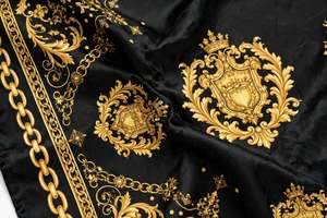 ผ้าพันคอไหมซาตินสีดำสุดหรู ลายพิมพ์ใบไม้และโซ่ทองคำสไตล์บาโรก สำหรับผู้หญิง ใช้เป็นเครื่องประดับแฟชั่นสุดหรู เป็นของขวัญ เหมาะสำหรับใช้งานกลางแจ้ง - Product Image 3