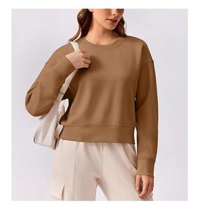 Nueva llegada: Sudadera de algodón de lujo para mujer, de manga larga, cuello redondo, hombros caídos, color liso, cómoda y casual, de Bangladesh. - Product Image 1