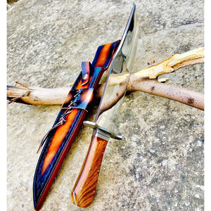 Couteau Bowie forgé à la main, lame en acier à haute teneur en carbone, manche en bois de rose avec étui en cuir sur mesure - Product Image 2