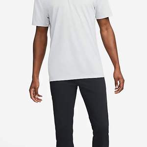 Polo de golf pour homme haut de gamme, léger, respirant, athlétique, décontracté, performant, avec logo personnalisé - Product Image 2