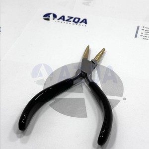 Pince à piercing de nez en acier inoxydable de haute qualité avec embout en laiton, 5,5 pouces, outil de précision pour studio de piercing corporel - Product Image 4