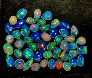 Lot de cabochons d'opale d'Éthiopie naturelle, petite taille, 0,50 à 1 carat, opale de feu authentique, pierre pour la création de bijoux - Product Image 3
