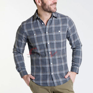 Camisa de Franela Cálida con Mezcla de Algodón Premium y Diseño Elegante para Comodidad al Aire Libre - Product Image 4
