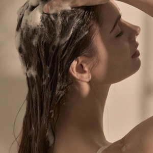 [SILKYHUG] All Hair Types Scalp Care Gel <b>Shampoo</b> Weak Acid Concentrated Formula Home Use Scalp Cleansing <b>Shampoo</b> - Product Image 3