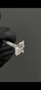 Bague de fiançailles Art Déco en moissanite taille marquise, or blanc 14 carats, bande filigrane vintage, bague solitaire, bijoux de luxe pour mariée - Product Image 6