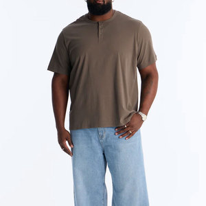 Maillot de sport rouge pour homme, en coton et polyester respirant, sur mesure, de qualité supérieure, grande taille, manches courtes, pour l'été - Product Image 3