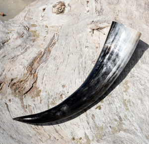 Corne à boire viking en buffle, artisanat naturel fait main, corne à vin viking polie, décoration pour la maison - Product Image 1
