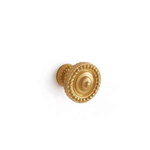 Bouton de meuble rond en laiton antique, design traditionnel, poignée de quincaillerie durable pour tiroir, cuisine, maison, bureau - Product Image 3