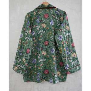 Ensemble de pyjama en coton imprimé à la main pour femmes, vêtements de nuit doux avec tissu respirant et coupe décontractée - Product Image 5