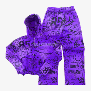 Conjunto Deportivo de Sudadera con Capucha y Pantalones Deportivos Estampados en Color Morado - Product Image 1