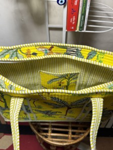 Bolsa de Mano de Algodón con Estampado Tropical Amarillo, Diseño de Cebra y Guepardo, Estilo Bohemio, Cierre de Cremallera, 18x18 Pulgadas, Cadenas, para la Playa, Compras de Verano - Product Image 3