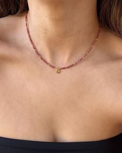 Collier ras du cou fait main en perles de rocaille jaunes et bleu clair, avec accent de perles, pour femme, idéal pour les vacances d'été à la plage, accessoire de bijouterie - Product Image 5