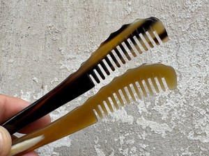 Épingle à cheveux en corne polie faite à la main, fourche à cheveux en corne naturelle, épingle à chignon vintage, accessoire de coiffure traditionnel, cadeau - Product Image 2