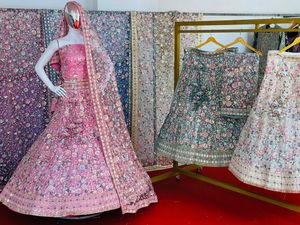 Costume de mariée glamour de style pakistanais complet et lourd Adultes Mariage Adultes Design avec filet Dupatta Diamonds Zarkan Stones Big Flair - Product Image 5