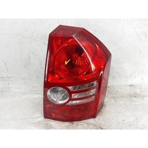 ชุดไฟท้ายด้านขวาผู้โดยสาร 300 ชิ้น มือสอง ของแท้ OEM 04806370AB - Product Image 1